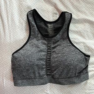 light support sports bra